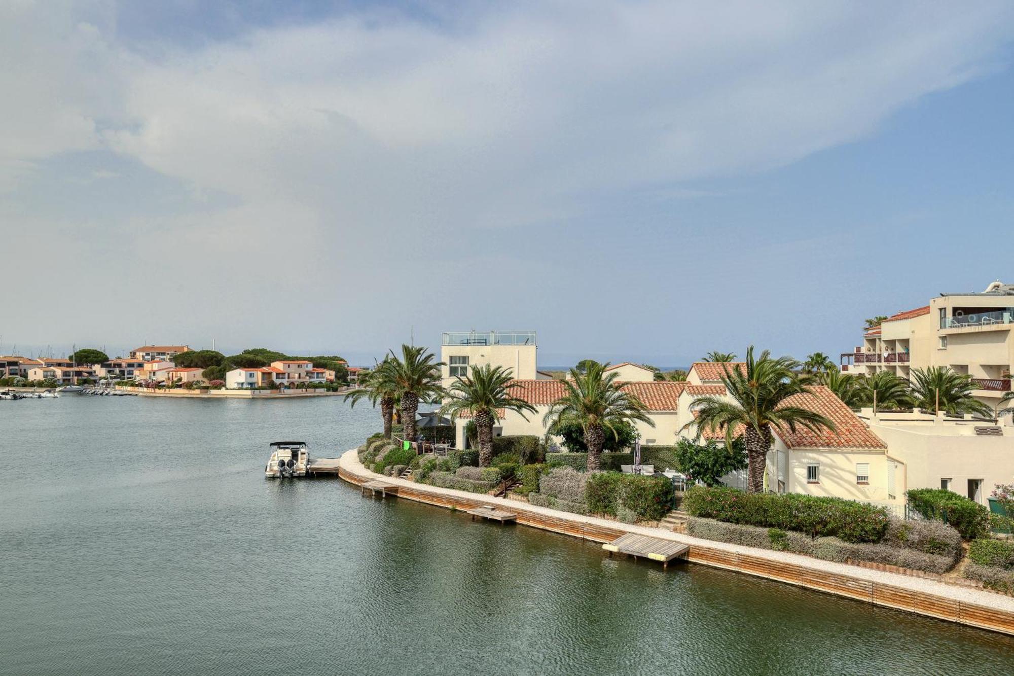 Fare Laurent Saint-Cyprien  Bagian luar foto